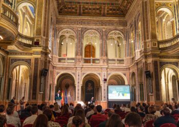 La Diputació de Valéncia refuerza su compromiso con los municipios para una gestión de residuos más eficiente y adaptada a la normativa 5 La Diputació de Valéncia refuerza su compromiso con los municipios para una gestión de residuos más eficiente y adaptada a la normativa