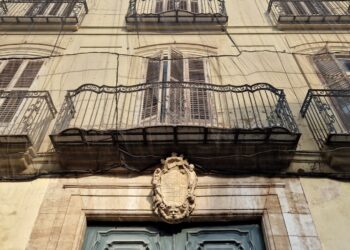 El Ayuntamiento acomete obras de apuntalamiento, refuerzo y tapiado en el interior del Palau dels Marquesos de Montortal 1 El Ayuntamiento acomete obras de apuntalamiento, refuerzo y tapiado en el interior del Palau dels Marquesos de Montortal