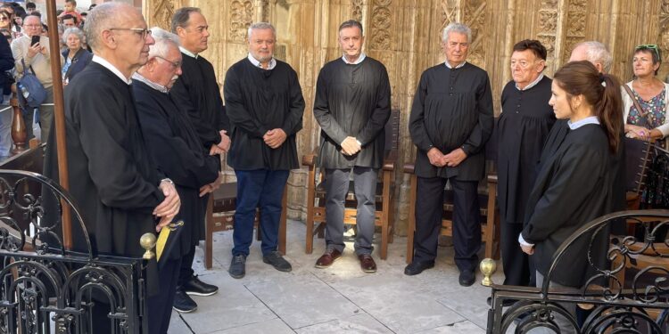 Mireia Sanmartín: La primera mujer que rompe la tradición milenaria en el Tribunal de les Aigües de Valéncia 1 Mireia Sanmartín: La primera mujer que rompe la tradición milenaria en el Tribunal de las Aguas de Valencia