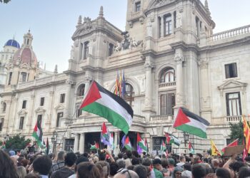 Más de 10.000 personas marchan en Valencia para exigir el embargo total de armas y el fin de las relaciones con Israel