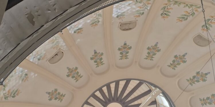 Un Mercado Central de Valencia encharcado