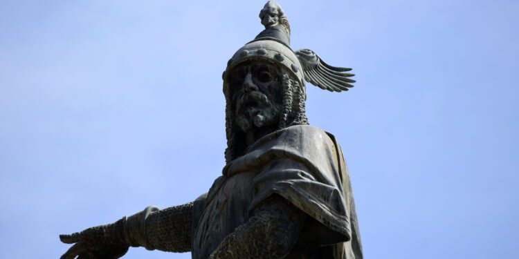 “El poble valencià no accepta mes desprecis: exigim respecte, justicia i dignitat” 1 “El poble valencià no accepta mes desprecis: exigim respecte, justicia i dignitat”