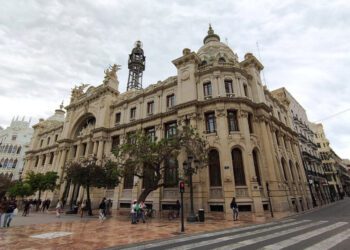 L 195409 valencia tendra nuevo hotel en el antiguo edificio de telefonica 1