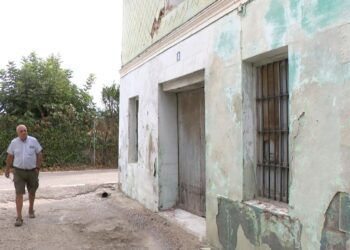 El abandono de Ribó a la Punta que prosigue Catalá: Los vecinos exigen un cambio