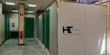 Materiales del futuro: el tablero fenólico revoluciona el diseño de espacios públicos