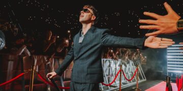 Fiebre por Quevedo en Valencia: centenares de fans hacen cola en el Roig Arena para su último concierto de gira