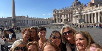 La corte de la FMV de 1.986 se reúne en un viaje a Roma 40 años después