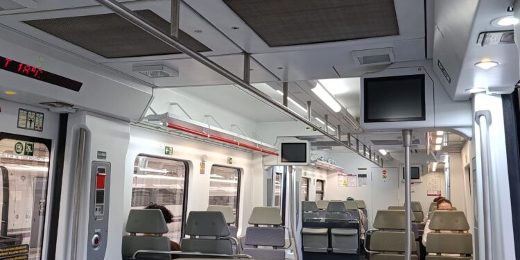 Renfe Cercanías Valencia: entre retrasos y cancelaciones y un servicio nada fiable 1 Renfe Cercanías Valencia: entre retrasos y cancelaciones y un servicio nada fiable