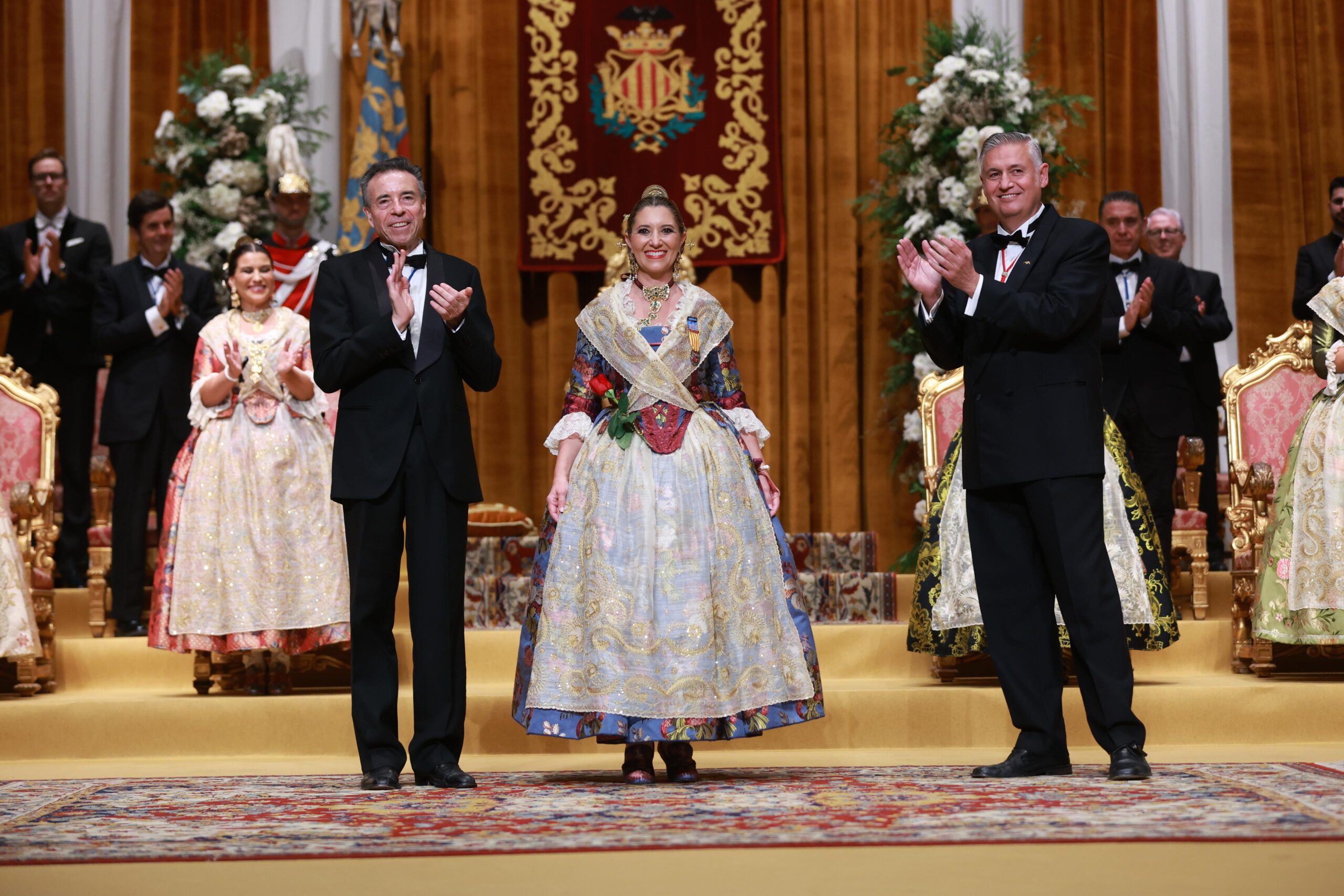 Lo Rat Penat celebra en gran èxit els CXXXVII Jocs Florals de la Ciutat i Regne de Valéncia en presència real de l'infanta Na Elena 3 WhatsApp Image 2025 10 31 at 06.32.46 scaled