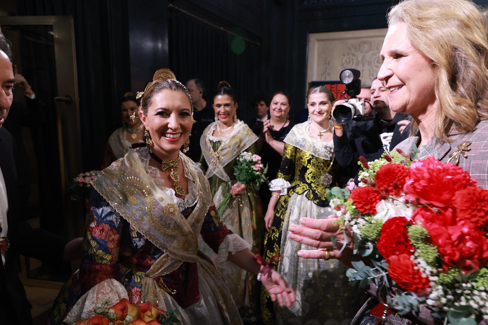 Lo Rat Penat celebra en gran èxit els CXXXVII Jocs Florals de la Ciutat i Regne de Valéncia en presència real de l'infanta Na Elena 11 WhatsApp Image 2025 10 31 at 06.32.47