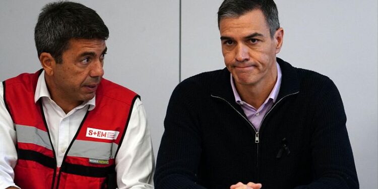 Mazón: “Trataron de hacer lo mejor, pero en muchos casos no fue suficiente” 1 descarga 5