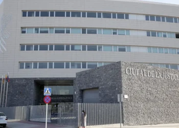 fachada de la ciutat de la justicia de la audiencia de alicante 16 9 aspect ratio default 0 da39