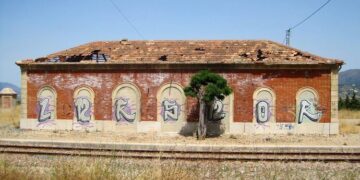 La antigua estación de tren de Cocentaina entra en la Lista Roja del Patrimonio