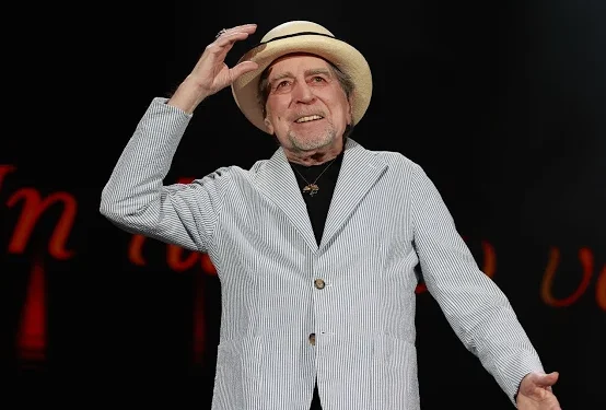 Joaquín Sabina conmueve Valencia con su gira El Último Vals en Roig Arena 1 Joaquín Sabina conmueve Valencia con su gira El Último Vals en Roig Arena