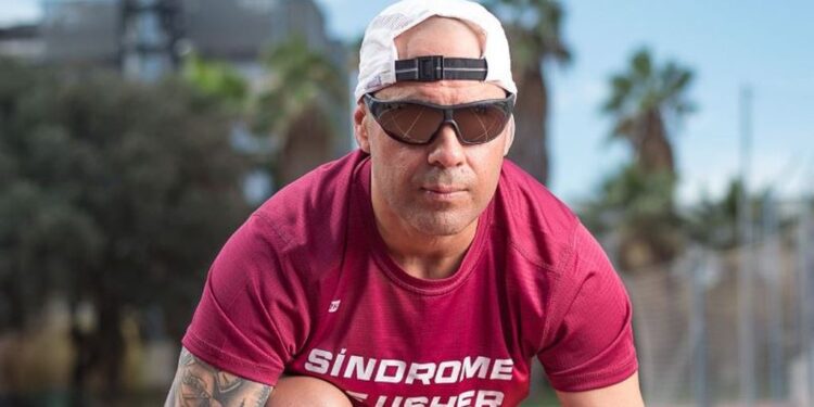 Mario, el atleta sordociego que correrá 438 kilómetros entre Valencia y Madrid para visibilizar su enfermedad 1 mario atleta sordociego 16 9 aspect ratio default 0 da39