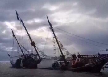 una embarcacion replica de la santa maria de cristobal colon se hunde en mexico 16 9 aspect ratio de da39 scaled 1