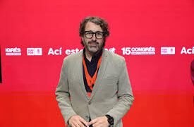El número 2 del PSPV calienta el 9 d'Octubre y advierte que si va Mazón será "caliente" y de paso insulta a una diputada con Down