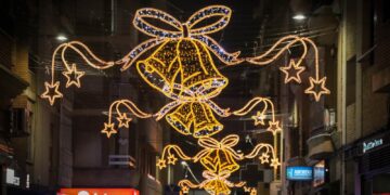 Torrent enciende la Navidad este viernes con un espectáculo infantil y un renovado show de luces en la Plaça Bisbe Benlloch