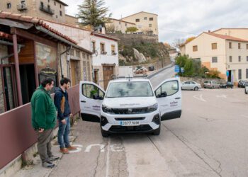 El Ayuntamiento de Morella compra una furgoneta eléctrica para la brigada municipal
