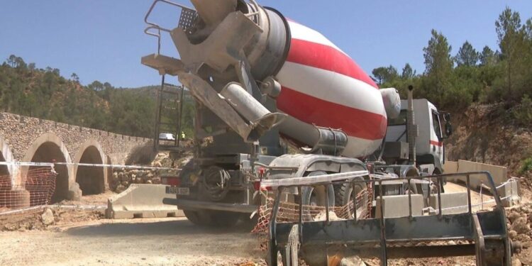 217d4da3 9eb7 41ed a25c 78fd3c68adfb 16 9 aspect ratio 1600w 0 fotor 2025110312449 scaled 1