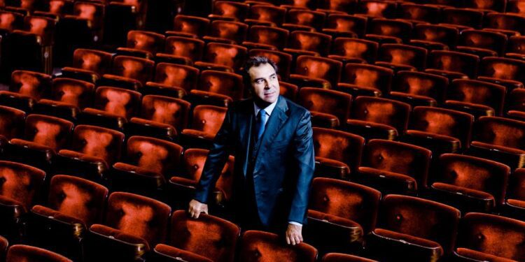 Daniele Gatti lleva la obra sinfónica completa de Brahms a Les Arts y el Auditori de Castelló con la OCV 1 Daniele Gatti lleva la obra sinfónica completa de Brahms a Les Arts y el Auditori de Castelló con la OCV