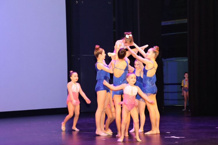 Torrent celebra la Gala ADISTO 2025, un homenaje a la inclusión bajo el lema «De tu mano»