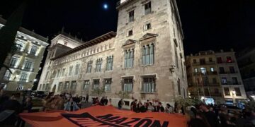 Víctimas de la DANA se concentraron ayer ante el Palau de la Generalitat