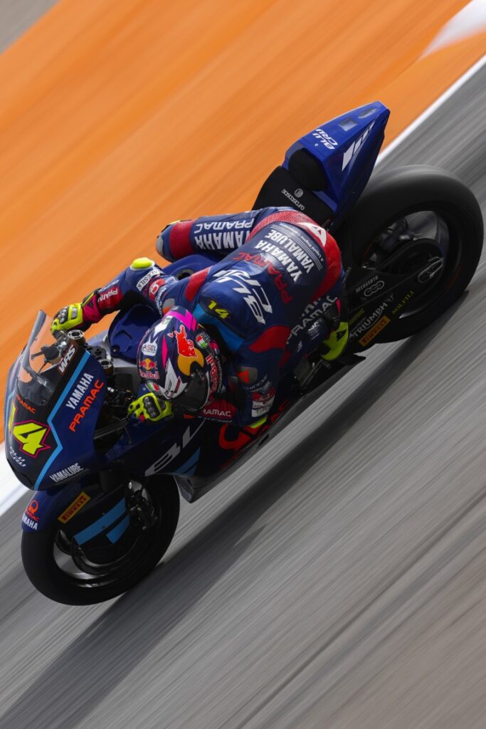 Moreira se atasca y González huele el título: máxima tensión en Moto2 durante el inicio del GP de Valencia 9 ARILUCENA @luzzari 120 GP de la Comunitat Valenciana 2025 Mediana