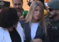 Maribel Vilaplana entra a los Juzgados de Catarroja con gritos y una nube de periodistas