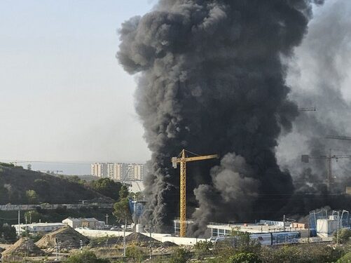 Incendio en las obras de ampliación del Hospital Marina Baixa en La Vila Joyosa 1 Incendio en las obras de ampliación del Hospital Marina Baixa en La Vila Joyosa