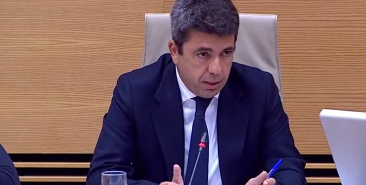 Mazón comparece en el Congreso ante la comisión de la DANA en una comparecencia marcada por tensiones y acusaciones de mentiras 1 Mazón se defiende en el Congreso: "Nadie sabía que la gente se ahogaba" durante la DANA,