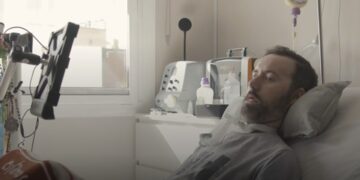 La inteligencia artificial devuelve la voz a un paciente con ELA en un innovador proyecto de la UPV