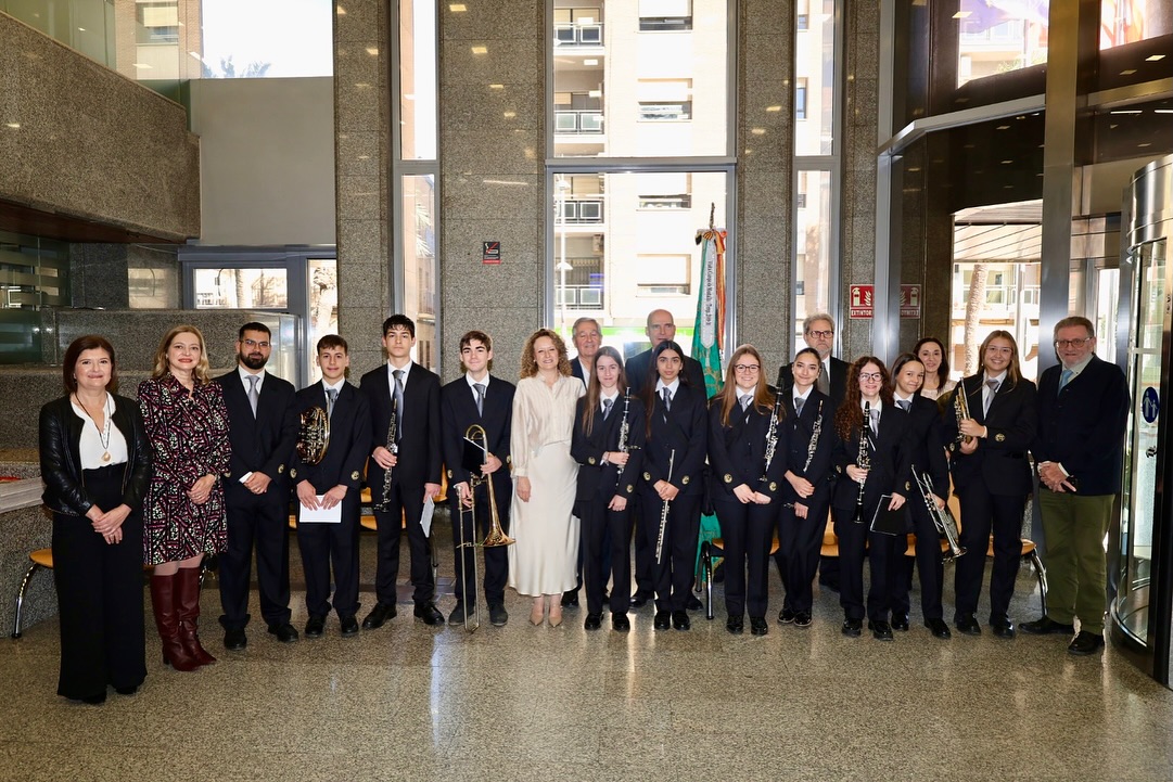 La banda del Círcul Catòlic de Torrent inicia los actos por Sta. Cecilia presentando a sus nuevos 11 músicos 3 Circulo catolico 1