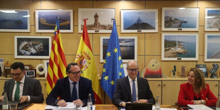 PortCastelló reordena sus terminales de la dársena norte para ganar cuota de mercado