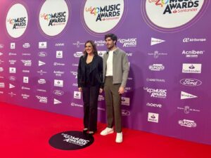 La Catalá no fue a recoger el premio Vinatea que “Amics” le concedió 2 G5LobCiWoAAS67R