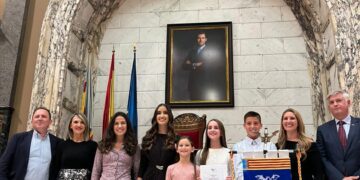 L’Hemicicle de l’Ajuntament de Valéncia s’ompli en l’entrega dels premis del Concurs de les Creus de Maig 2025 organisat per Lo Rat Penat