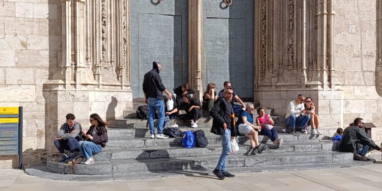 La Lonja de Valencia: un Patrimonio Mundial manchado por la inacción administrativa