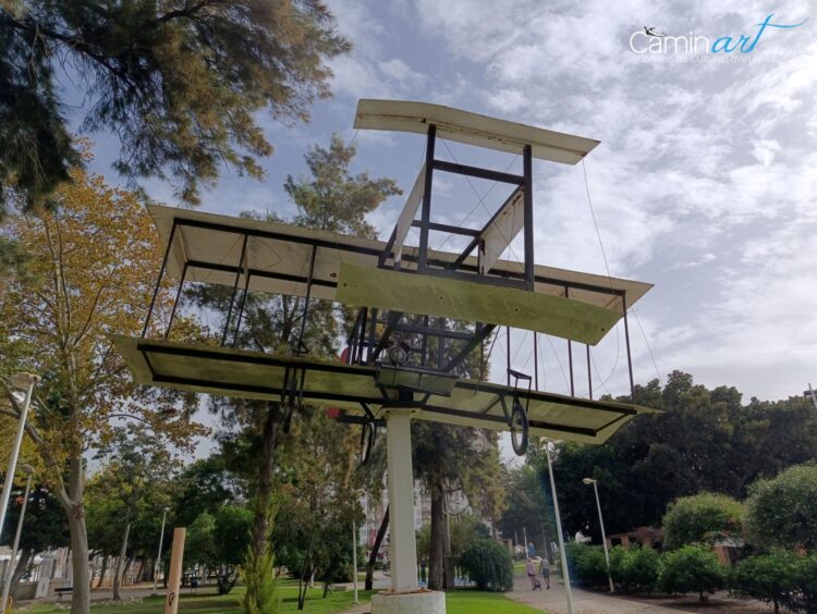 El pionero valenciano que conquistó los cielos: La odisea de Juan Olivert Serra