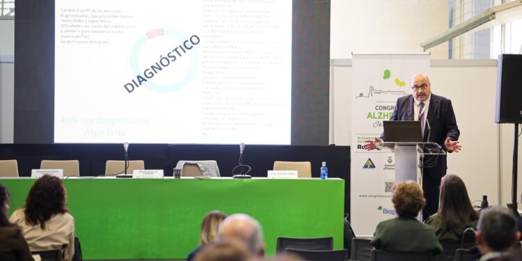 La reorganización de los recursos asistenciales es clave para mejorar la atención al Alzheimer en España 1 La reorganización de los recursos asistenciales es clave para mejorar la atención al Alzheimer en España