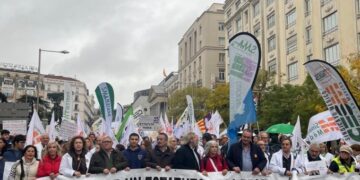 3.000 médicos rechazan en una gran manifestación en Madrid el estatuto Marco del Ministerio de Sanidad