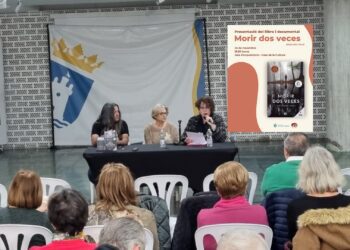 “Morir dos veces”: Seral presentó ayer en Tavernes su obra sobre el alzhéimer