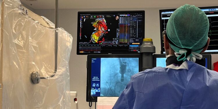 El Hospital Universitario del Vinalopó realiza con éxito la ablación epicárdica para tratar la taquicardia ventricular