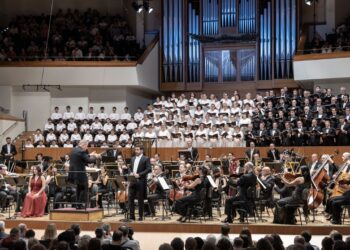 La Orquesta de Valencia vuelve a la discografía internacional tras casi 30 años