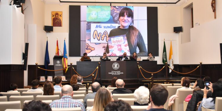 La UCV lanza un libro y un documental para sensibilizar en las aulas sobre la infancia refugiada y la migración forzosa