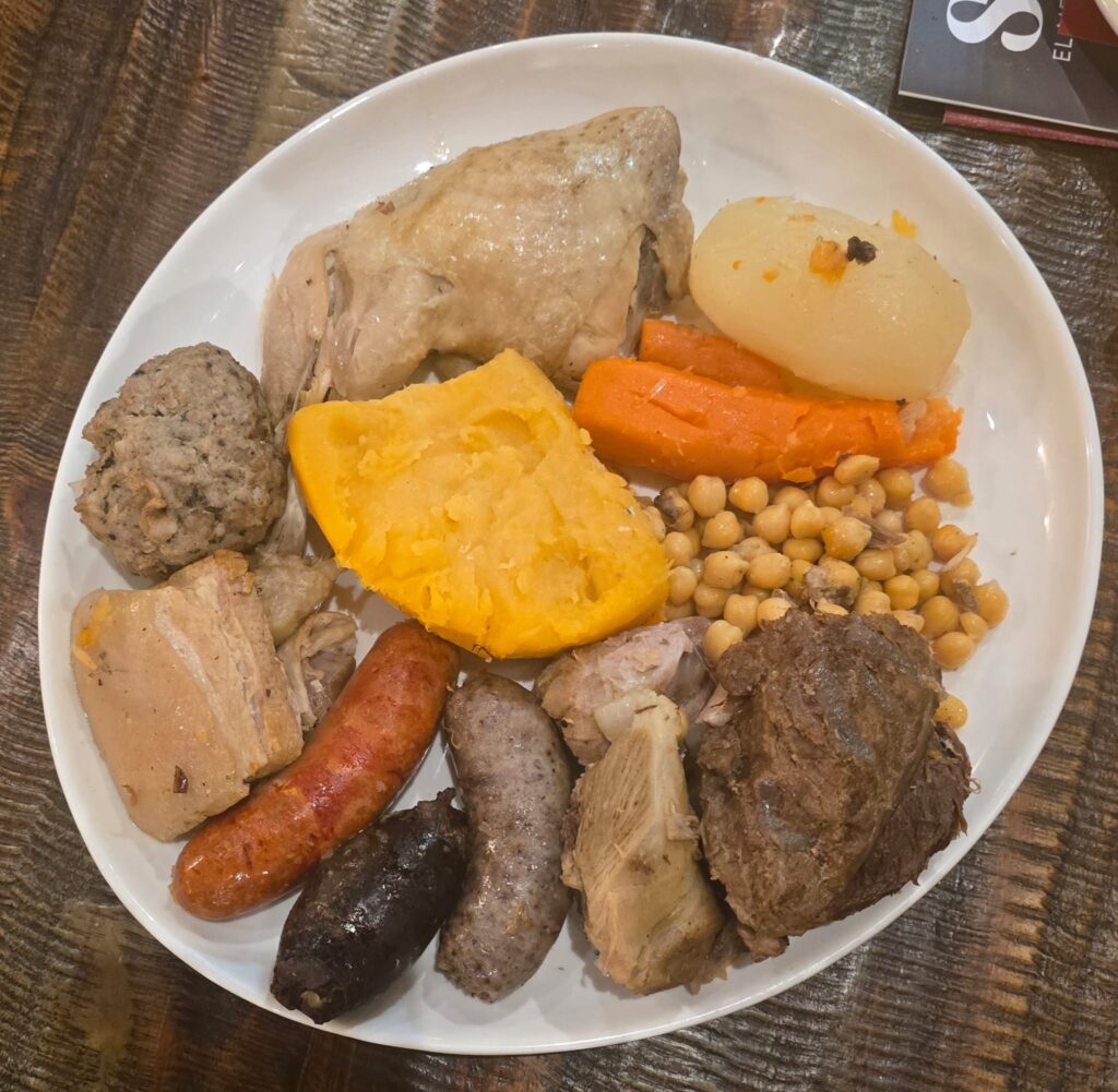 Los Gómez Incorpora el Puchero a su Carta 3 Puchero 1