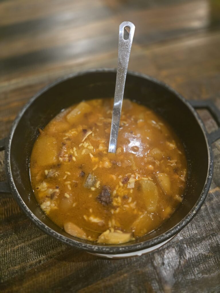 Los Gómez Incorpora el Puchero a su Carta 4 Puchero 2