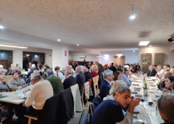 L’Associació d’Escritors en Llengua Valenciana reunix a més d'un centenar de participants en el tradicional "Sopar dels Escritors”