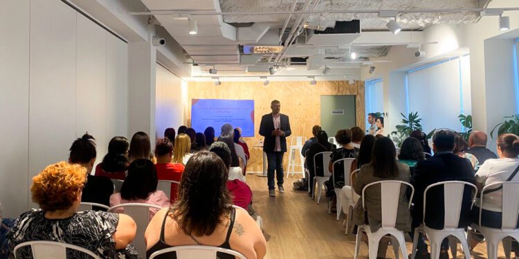 El 85% de las personas dedicadas al cuidado en España no cuenta con suficiente apoyo emocional