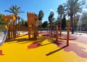 Torrent proyecta cinco nuevas áreas de juegos infantiles en diferentes barrios 16 Torrent proyecta cinco nuevas áreas de juegos infantiles en diferentes barrios
