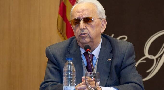 Lo Rat Penat continua el seu Curs d'Història en una sessió dedicada als anys 40 del sigle passat 1 Lo Rat Penat continua el seu Curs d'Història en una sessió dedicada als anys 40 del sigle passat